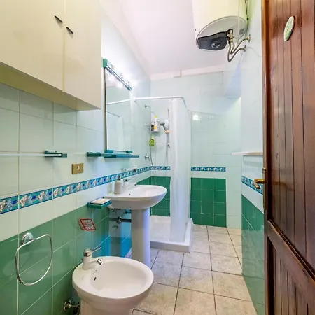 With Large Terrace, Bbq, Wifi, Ac, 2 Parking Spaces * Torre delle Stelle