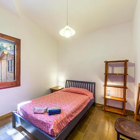 With Large Terrace, Bbq, Wifi, Ac, 2 Parking Spaces Villa